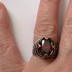 925 Silver size 9.25 stunning red ring unisex